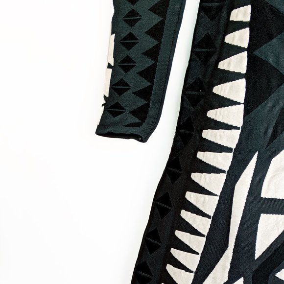 Parker V Neck Skater Dress - Picture 4 of 4